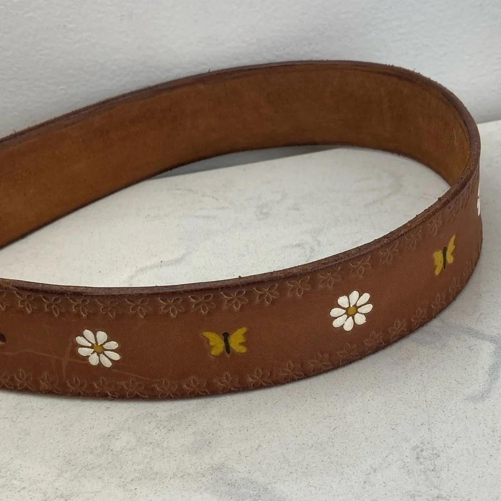 Vintage 70’s Tooled and Hand Painted Leather Belt Brown